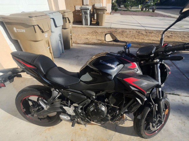 Comprar Carenados Moto Kawasaki Ninja Z650 2020-2023 - Negro Rojo